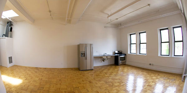 loft apartment for rent in williamsburg on grand street in brooklyn